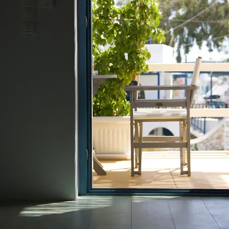 Ξενοδοχείο με διαμερίσματα Nomads House