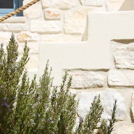 Ξενοδοχείο με διαμερίσματα Nomads House