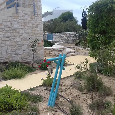 Ξενοδοχείο με διαμερίσματα Nomads House Λογαράς