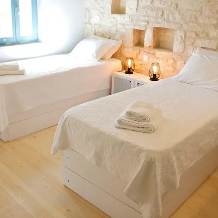 Nomads House Ξενοδοχείο με διαμερίσματα Λογαράς