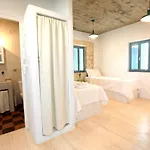 מלון דירות Nomads House לוגאראס