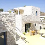 מלון דירות Nomads House לוגאראס