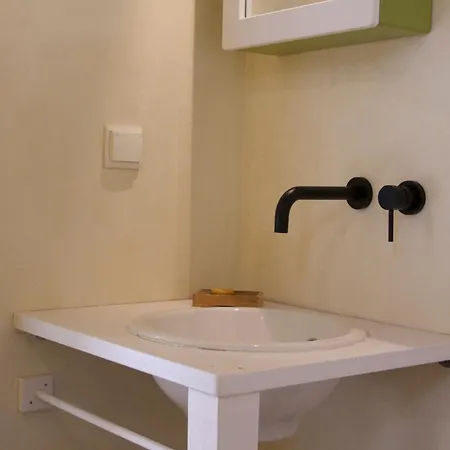 Aparthotel Nomads House 3*