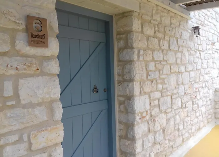 Aparthotel Nomads House Logaras