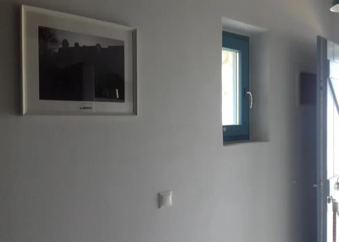 Nomads House Logaras