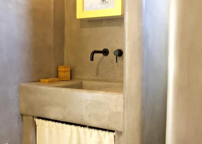 Aparthotel Nomads House 3*