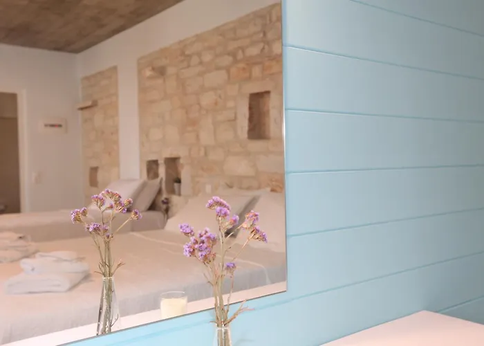 Aparthotel Nomads House 3*