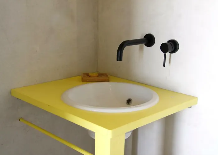 Nomads House Logaras