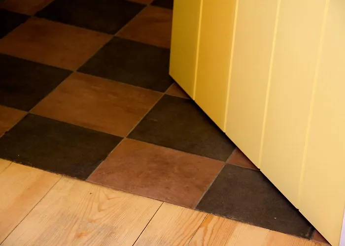 Nomads House Aparthotel 3*